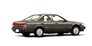 日産 ブルーバード HNU12の画像 日産 ブルーバード HNU12